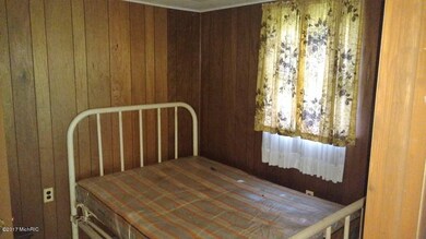 2133 Aster St, Bitely, MI 49309 - photo 6