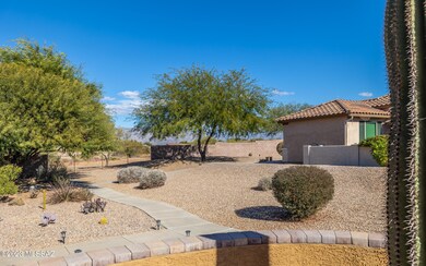 Front Yard Common Area