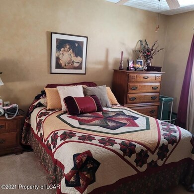 226 Front St, Nanticoke, PA 18634 - photo 7