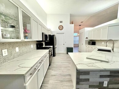 124 SW Ladybug Dr, Port Saint Lucie, FL 34953 - photo 7