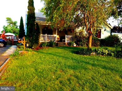 625 Catherine St, Warminster, PA 18974 - photo 2