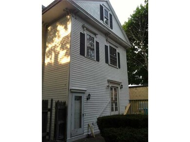 4 Roanoke St, Providence, RI 02908 - photo 3