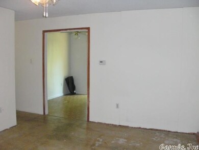 2213 Tyler St, Conway, AR 72034 - photo 3