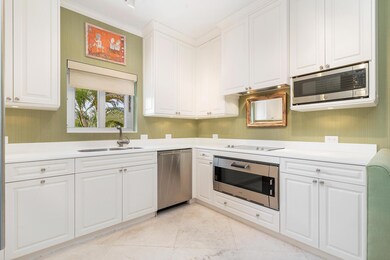 429 Australian Ave unit 110, Palm Beach, FL 33480 - photo 5