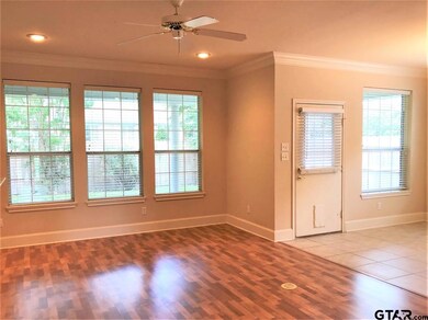 1919 1919 Hollyglen Dr, Tyler, TX 75703 - photo 4