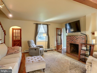 107 Hogestown Rd, Mechanicsburg, PA 17050 - photo 5