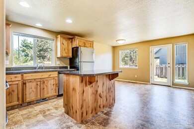 2823 SW 26th Ct, Redmond, OR 97756 - photo 7