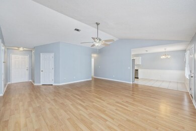 6-web-or-mls-5413 Josh Dr-02