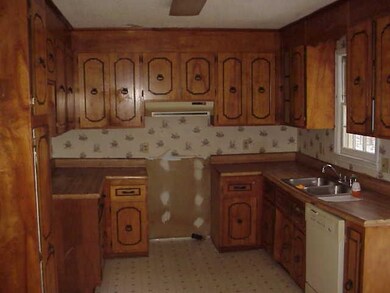 167 Tumbleweed Dr, Gaffney, SC 29340 - photo 4