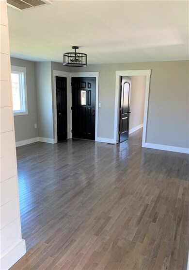 316 S East St, Tipton, IN 46072 - photo 4