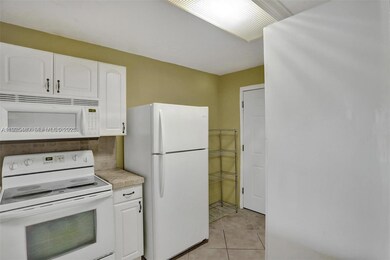 1750 NE 191st St unit 1254, Miami, FL 33179 - photo 3
