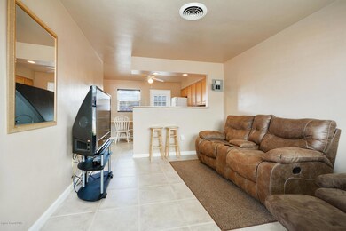 3_living_room