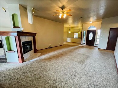 705 Verreaux Ct, Norman, OK 73072 - photo 5