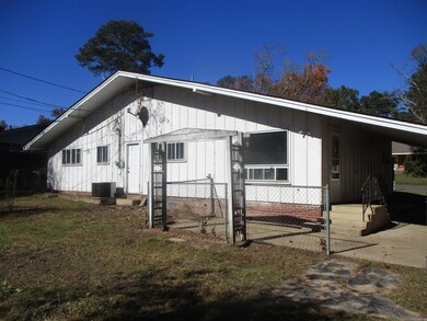 1803 Sylvia St, Arkadelphia, AR 71923 - photo 5