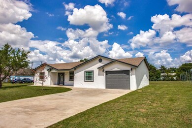 507 Simpson Dr, Sherman, TX 75092 - photo 2