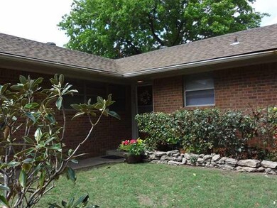 4305 NW 56th Terrace, Oklahoma City, OK 73112 - photo 2