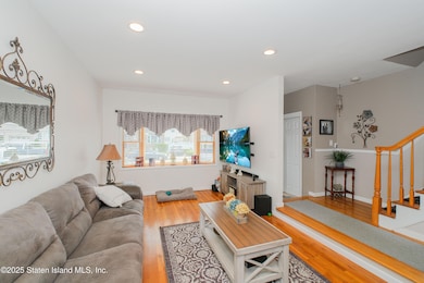 39 Adlai Cir, Staten Island, NY 10312 - photo 6