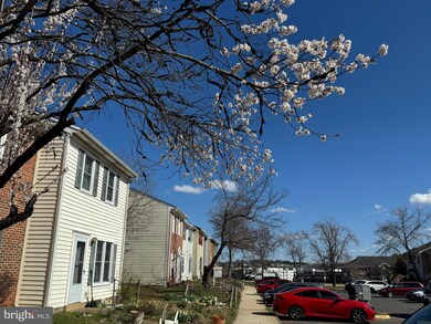 8634 Sumter Ct, Manassas Park, VA 20111 - photo 2