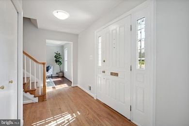 14205 Castaway Dr, Rockville, MD 20853 - photo 5