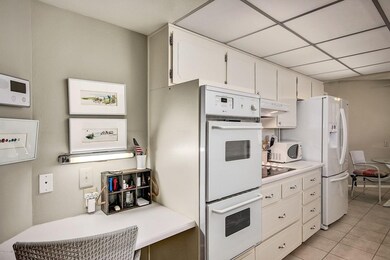 10447 W Loma Blanca Dr unit 34, Sun City, AZ 85351 - photo 5