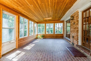 2449 Rebecca Ln, Glenview, IL 60026 - photo 7