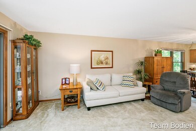 2156 Wildfield Dr NE unit 24, Grand Rapids, MI 49505 - photo 4