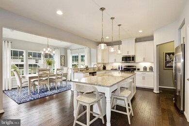 12258 Revolution Ct, Waldorf, MD 20602 - photo 2