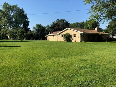 1305 Forbes St, North Tonawanda, NY 14120 - photo 3