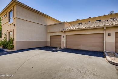 038789048-01 Exterior Front