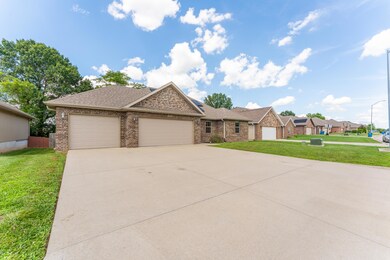 865 E Striper Dr, Nixa, MO 65714 - photo 3