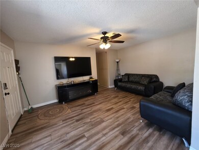 5521 Auborn Ave, Las Vegas, NV 89108 - photo 5