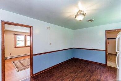 8360 George W Watkins Rd unit B, Quinton, VA 23141 - photo 4