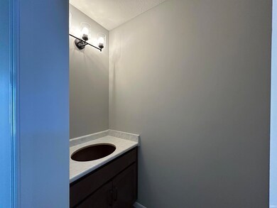 204 Brescia Dr, Fort Wayne, IN 46814 - photo 4