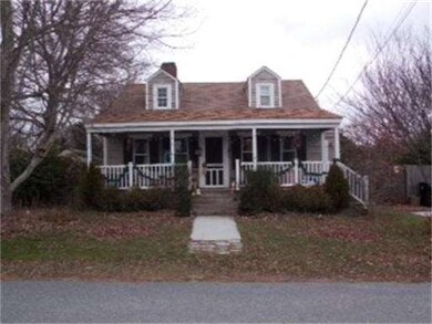 111 Adams St, South Dartmouth, MA 02748 - photo 2