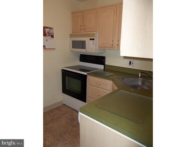 7 Samuel Adams Bldg, Blackwood, NJ 08012 - photo 3