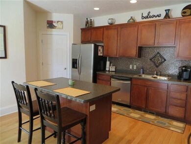 5203 Teaberry Ln unit 6, Fitchburg, WI 53711 - photo 4