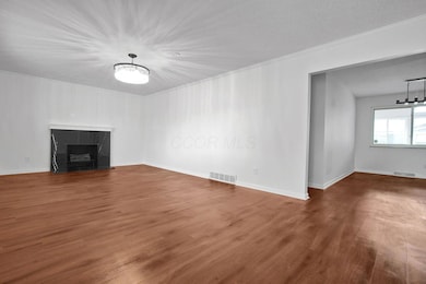 958 Janet Dr, Columbus, OH 43224 - photo 6