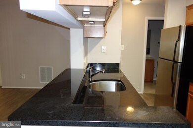 1783 Jonathan Way unit B, Reston, VA 20190 - photo 7