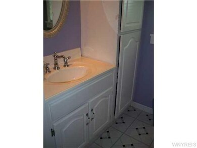 65 Fredericka St, North Tonawanda, NY 14120 - photo 6