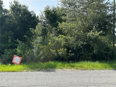 417 Jourferie Rd, Lehigh Acres, FL 33974 - photo 3