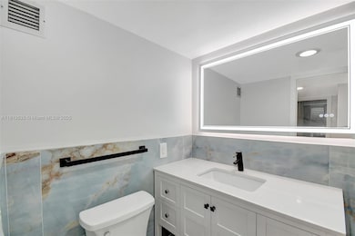 Berkley South unit 4K, Fort Lauderdale, FL 33308 - photo 4