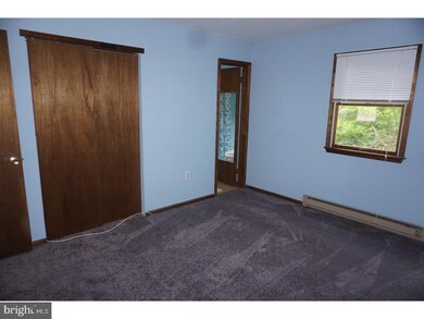 5 Jessica Ln, Sellersville, PA 18960 - photo 4