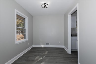 1052 Holly Cir, Forest Park, GA 30297 - photo 6