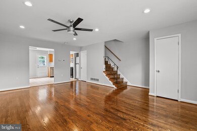 6219 Frederick Rd, Catonsville, MD 21228 - photo 5