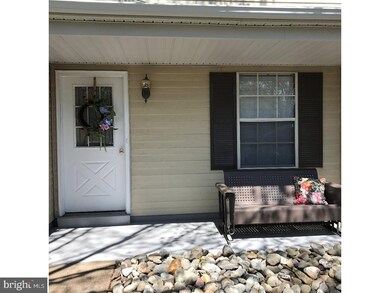 47 Alberts Way, Langhorne, PA 19047 - photo 2