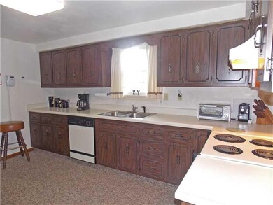 11 Mccune Dr, Herminie, PA 15637 - photo 7