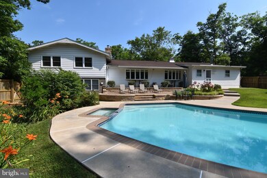 45501 Baringer Dr, California, MD 20619 - photo 2