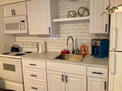 5909 Bolm Rd unit 12, Austin, TX 78721 - photo 5