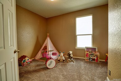 9406 Pegasus Run Rd, San Antonio, TX 78254 - photo 7