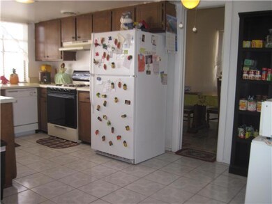 10529 Candlewood Ave, El Paso, TX 79925 - photo 5